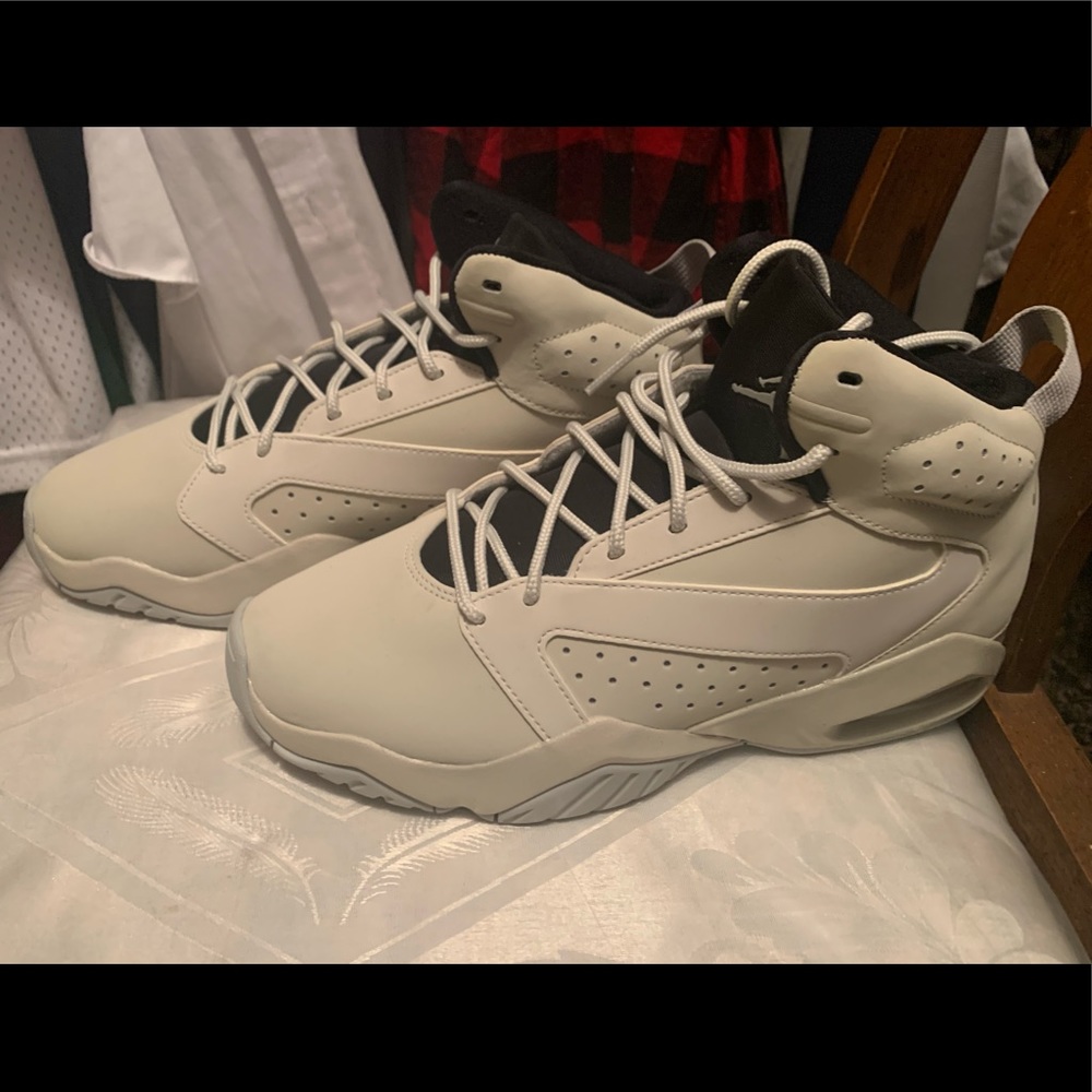 Men’s Air Jordan Shoes